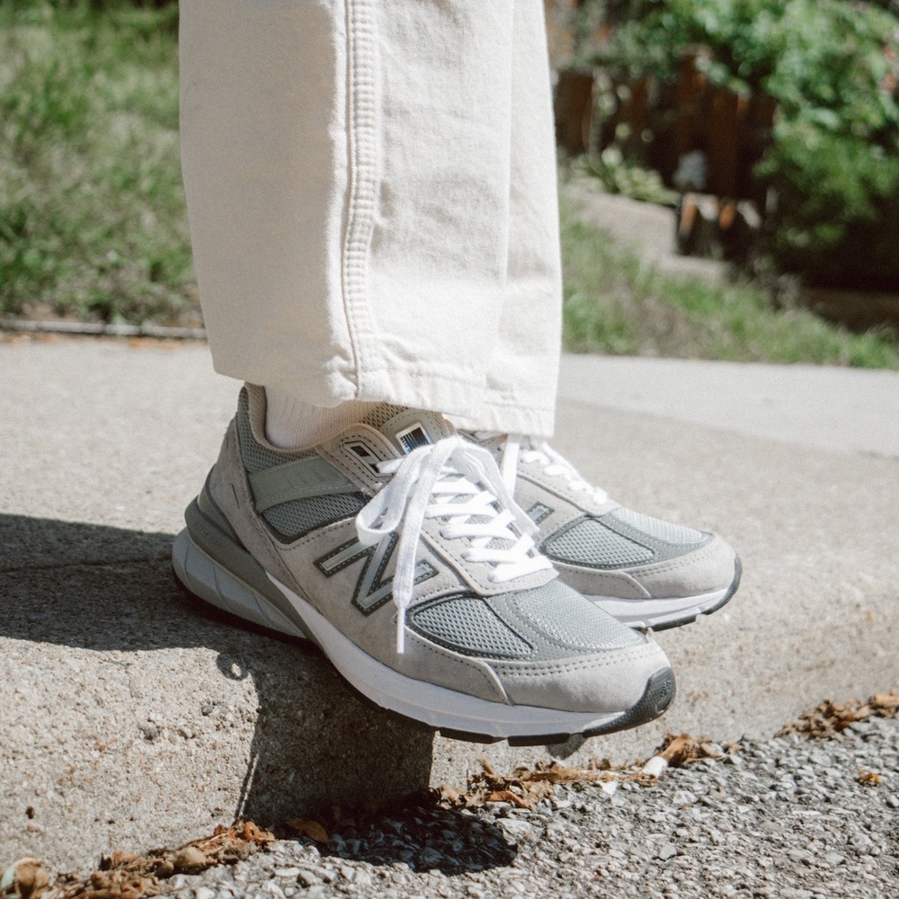 New Balance Sneakers 990v5 Women 6